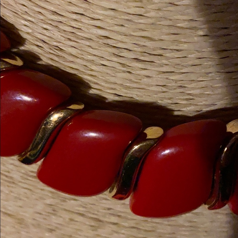 Necklace - Picture 2 of 4
